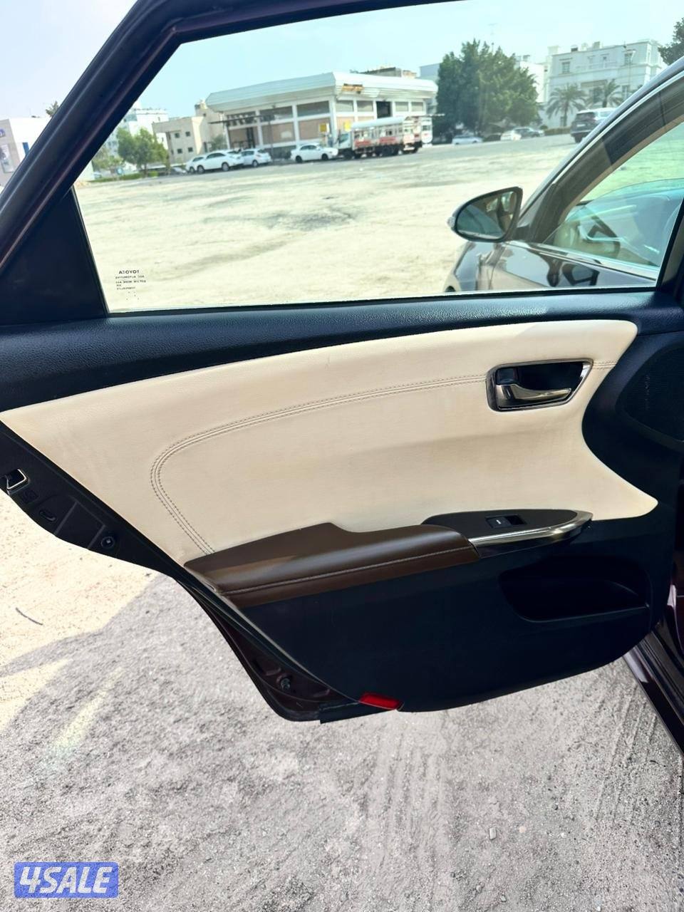 Toyota Avalon 2013 V6 Excellent Condition Full Option for Sale11