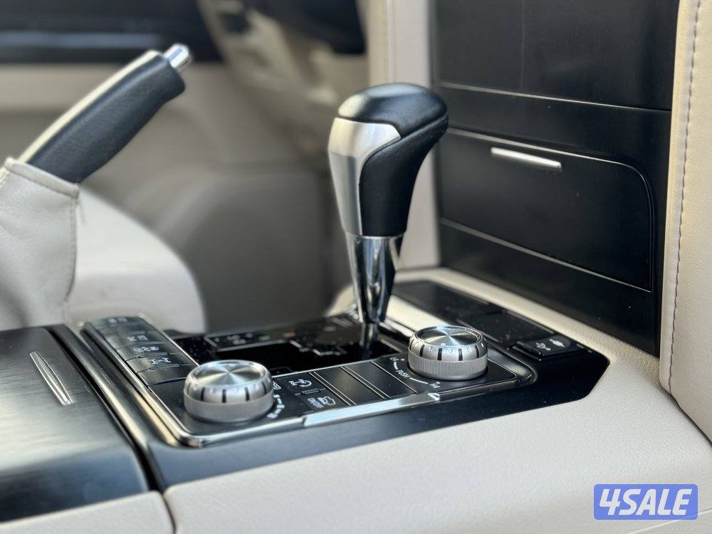 لاندكروزر GX_R V8 Grand Touring موديل 202013