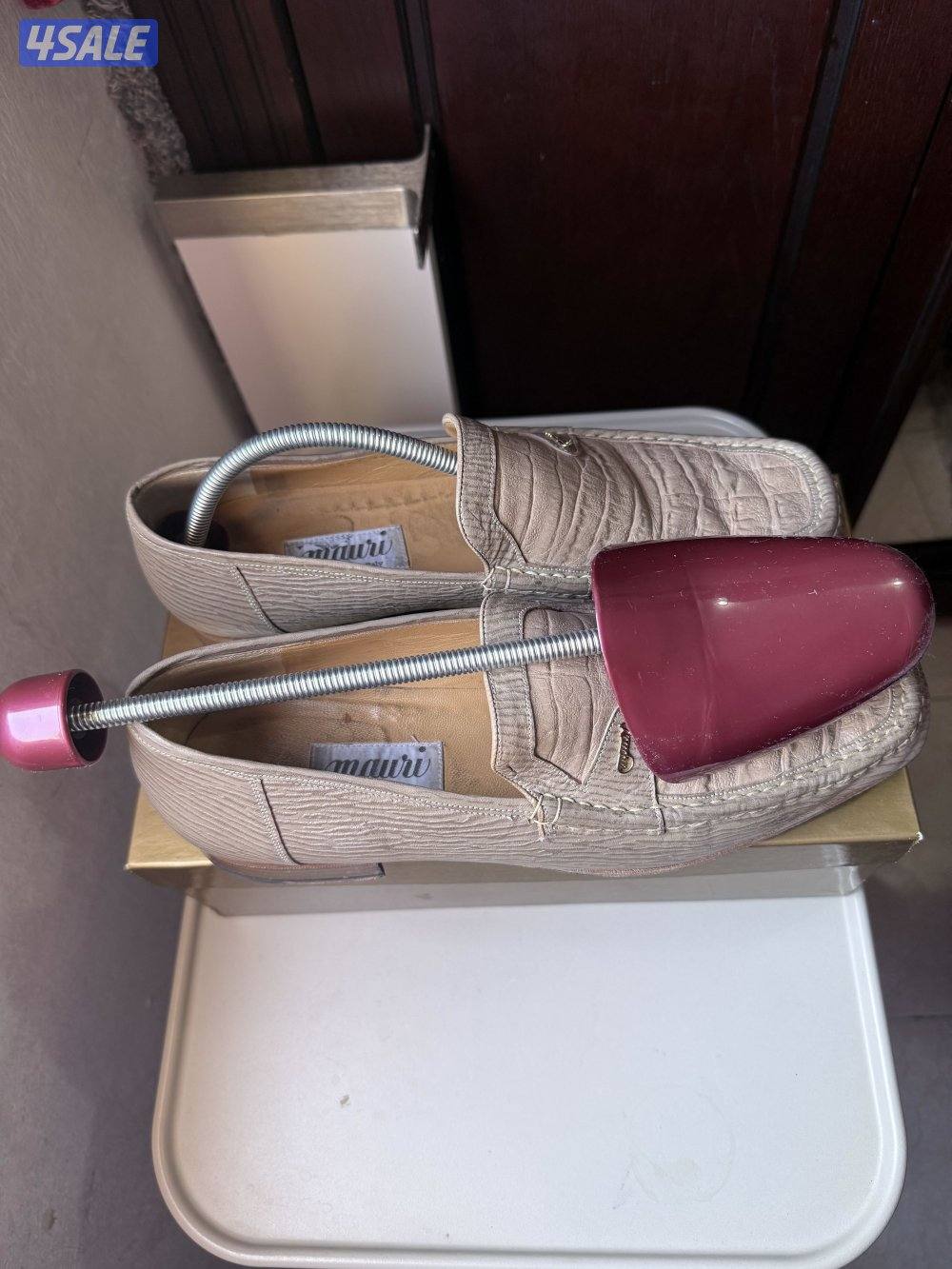 Shoes croc embossed leather5