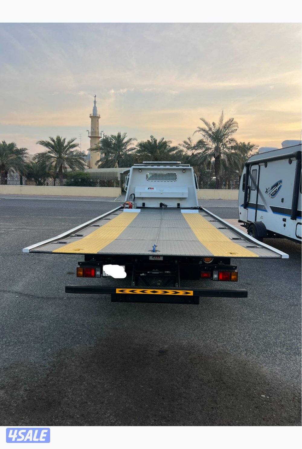 للبيع ونش سطحه موديل ٢٠٢٦4