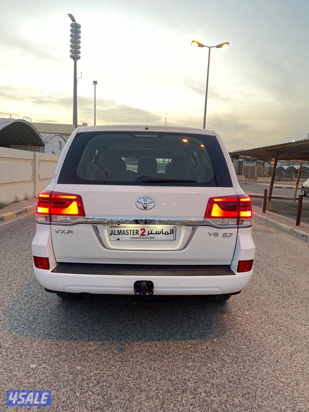 تويوتا لاند كروز VXR وارد قطر فحص جير مكينه شاصي البدي قطعه وجزء5