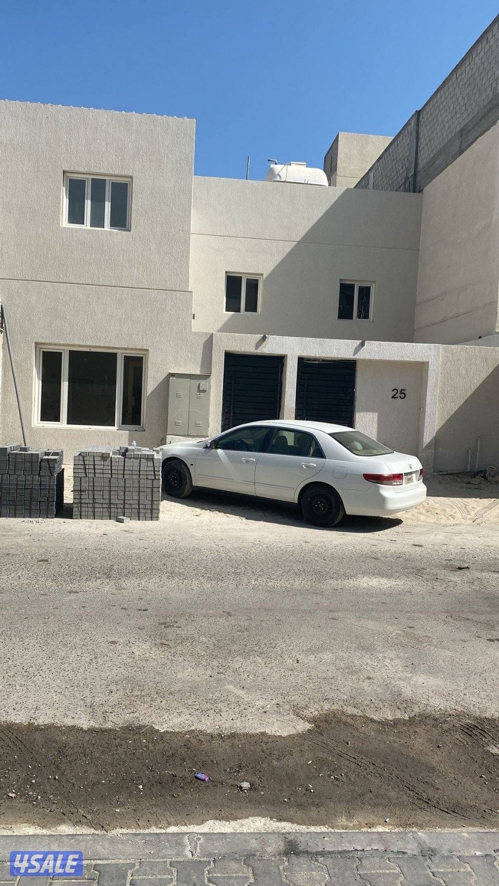 للايجار دورين تشطيب جديد المالك0