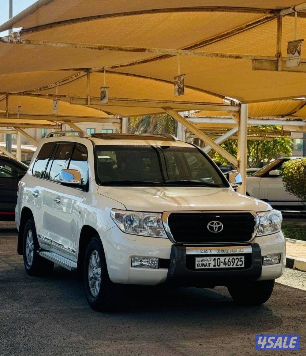 لاندكروزر 2011 صبغ الوكاله ماعدا قطعه ماشي 380 الف6