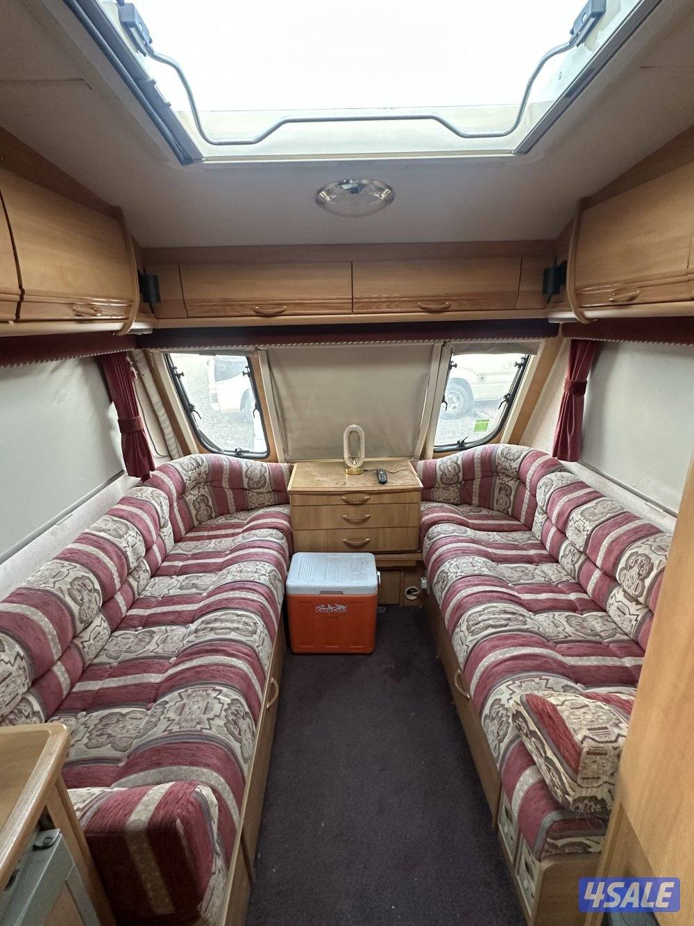 للبيع كرفان أوربي نظيف3