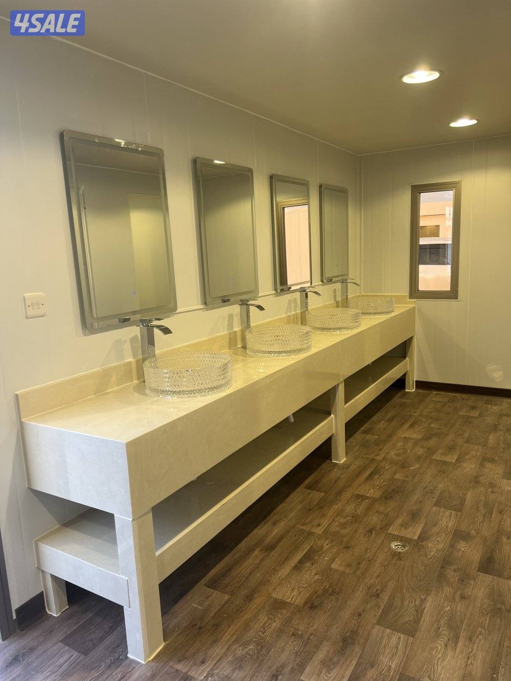 شاليه ساندوش بنال غرفه ماستر مع مطبخ معزول9.5 في3.510