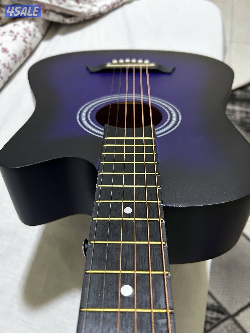 جيتار اكوستيك جديد بالكرتون  New Guitar4