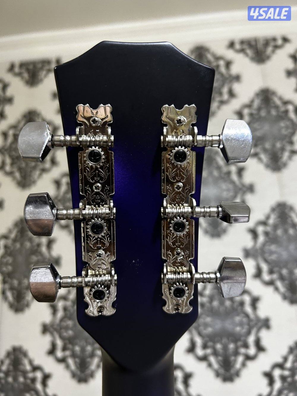 جيتار اكوستيك جديد بالكرتون  New Guitar7