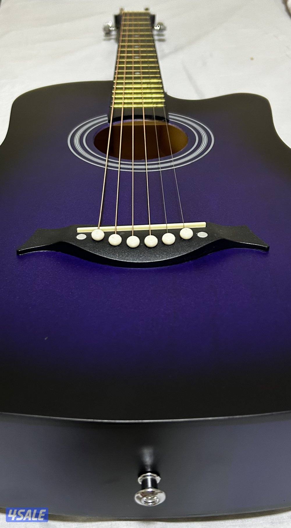 جيتار اكوستيك جديد بالكرتون  New Guitar9