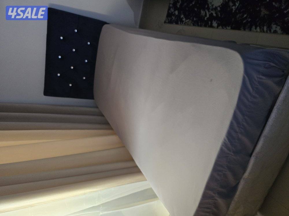 سرير طبي مع المرتبه جديد ١٩٠×٩٠0