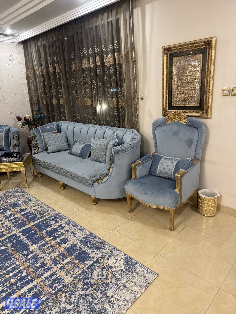 للبيع طقم قنفات ملكي وآخر طقم0