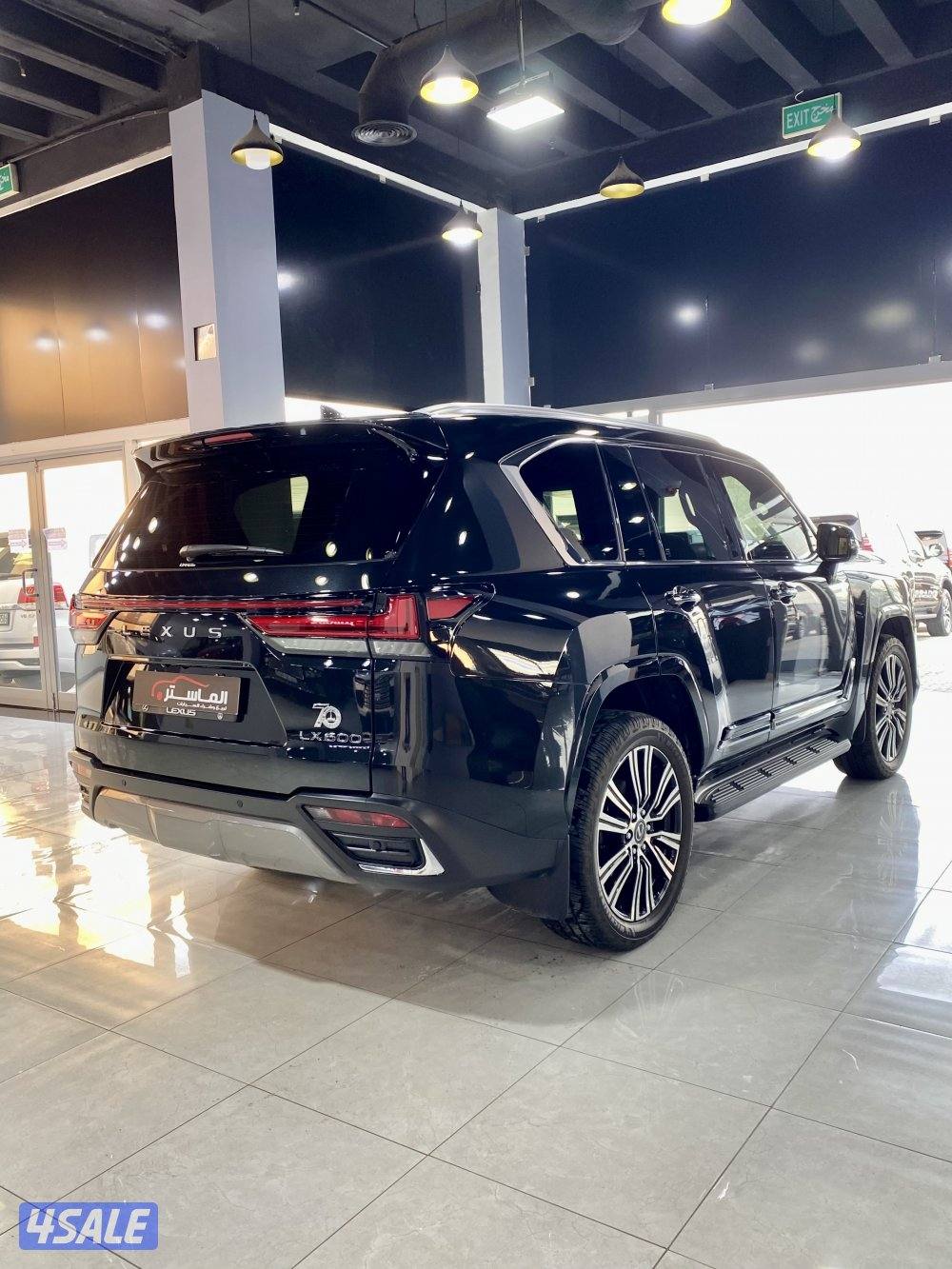 لكزس LX600 الساير موديل 2024 عداد 715