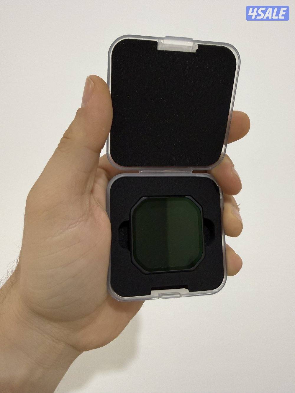 Insta360 ace pro 2 نضيفه استعمال مرتين فقط عليها حمايه على الشاشات2