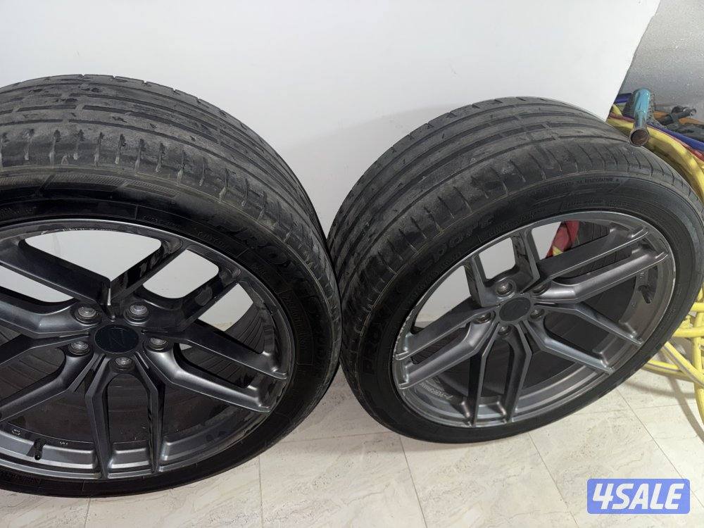 للبيع اربع رنقات Z-Performanc مع  توايرهم حجم 191