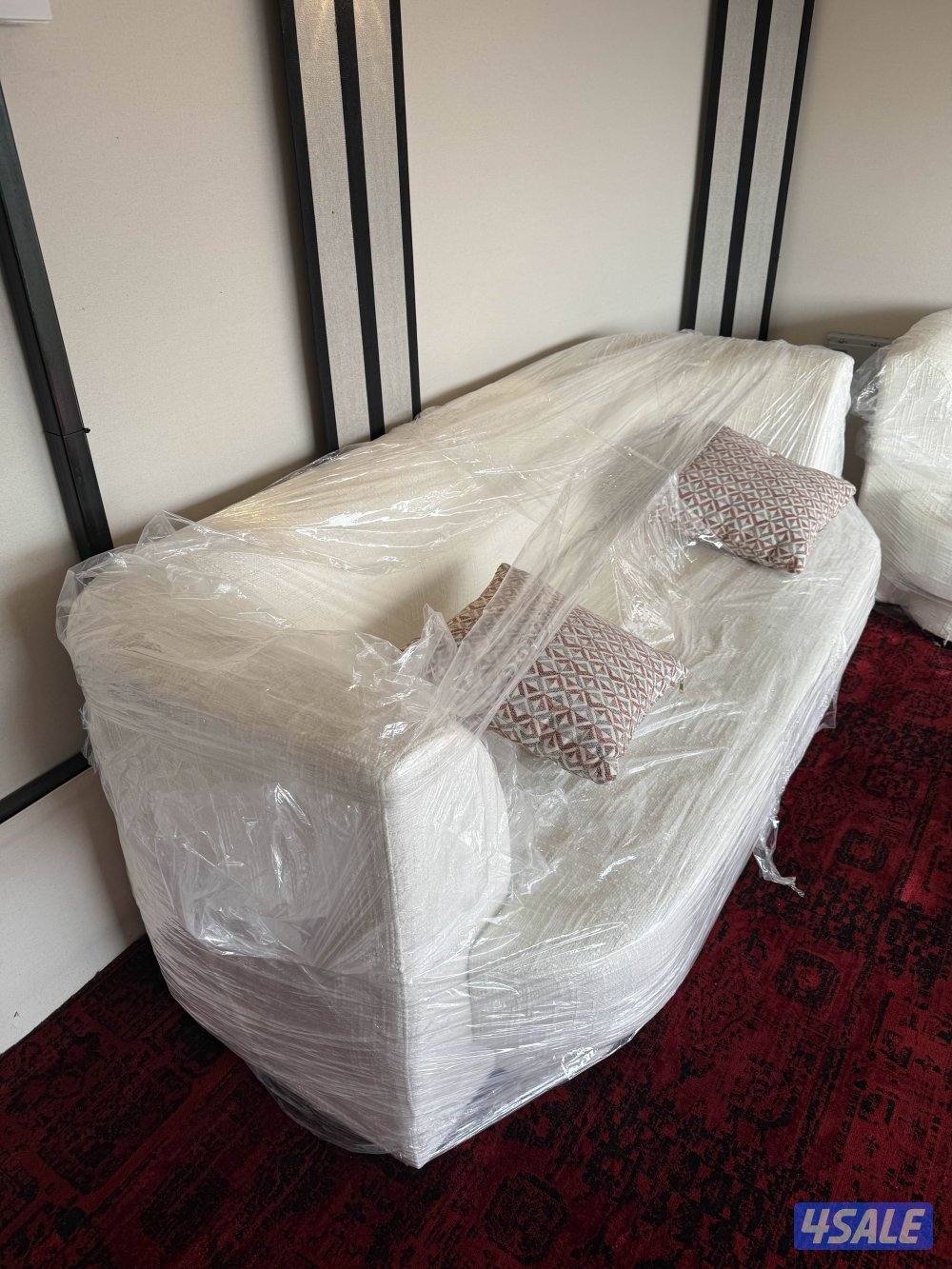 اثاث صالة جديييد لم يستخدم ديزاين مودرن للبيع3