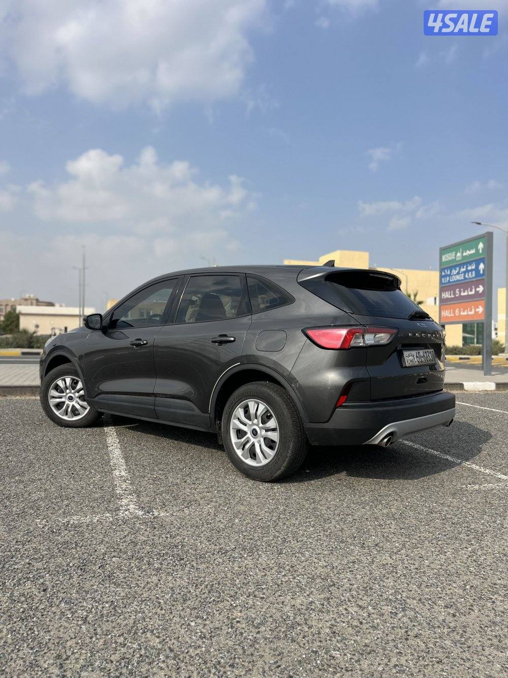 للبيع فورد إسكيب موديل 20213