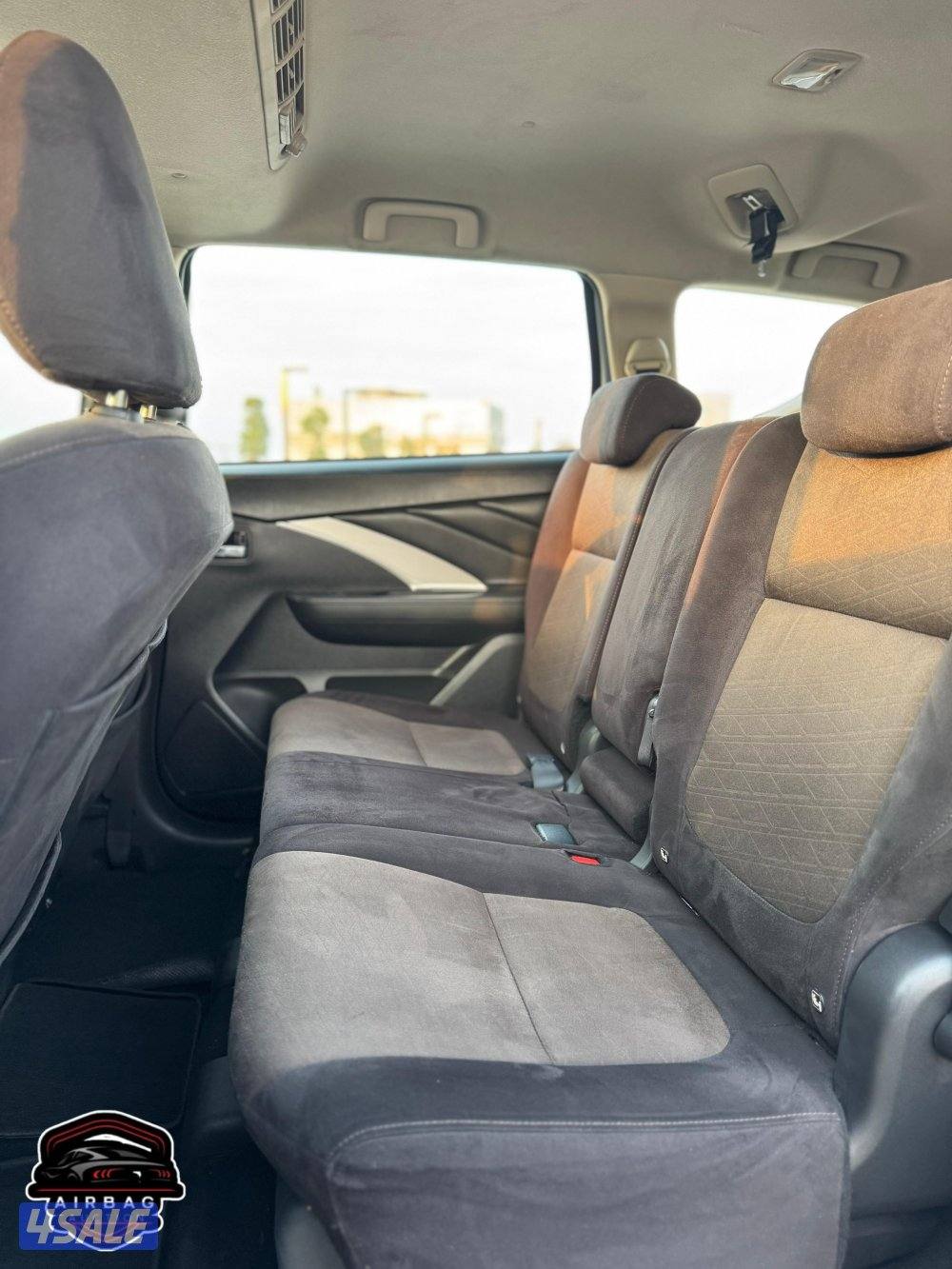 للبيع ميتسوبيشي اكسباندر كروس 
موديل 2023
عداد 116 الف 
سيرفس منتظم12