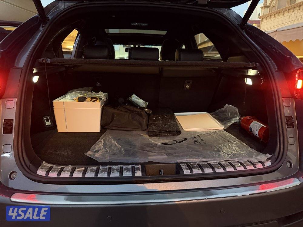 للبيع لكزس مالك الاول NX300 موديل 20189