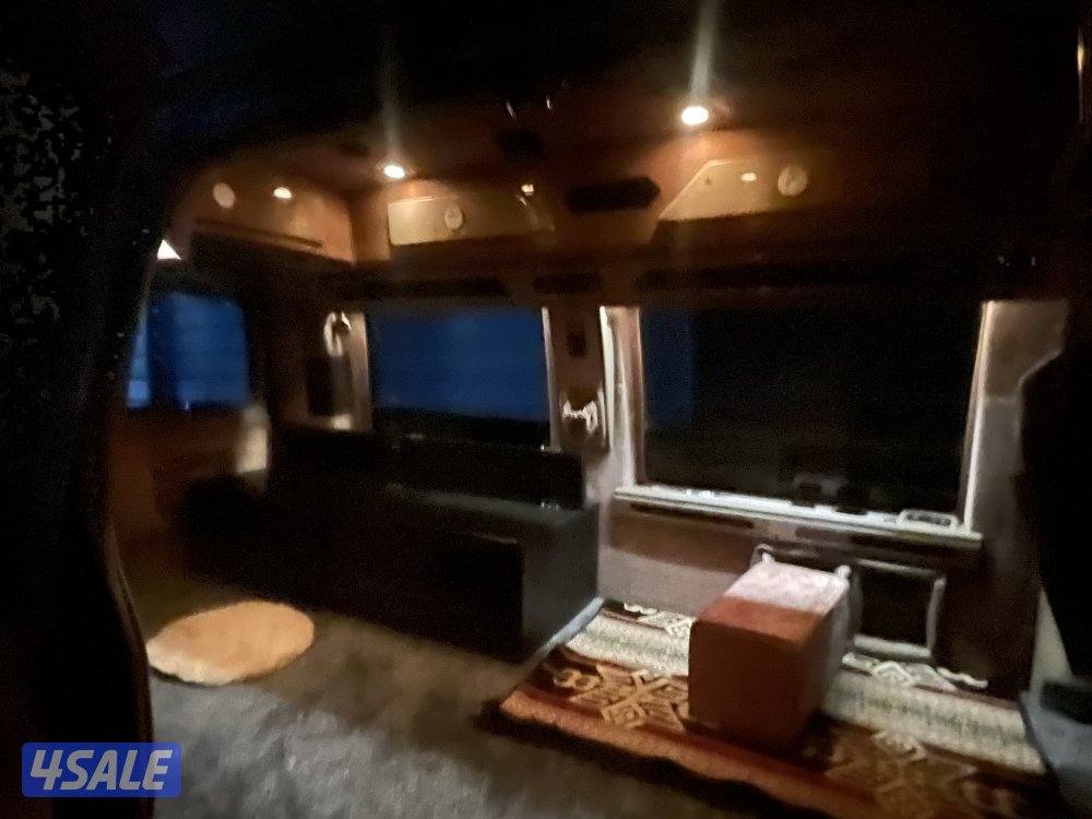 للييع فان سافانا موديل 1998 بحاله جيده اللاستعمال العداد271صبغ الوكاله6