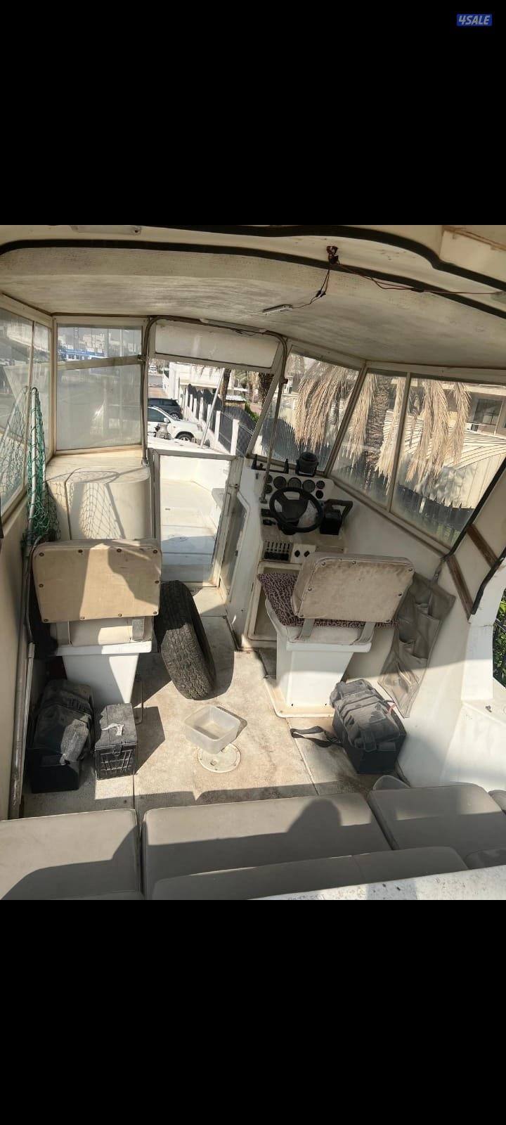قارب للبيع4