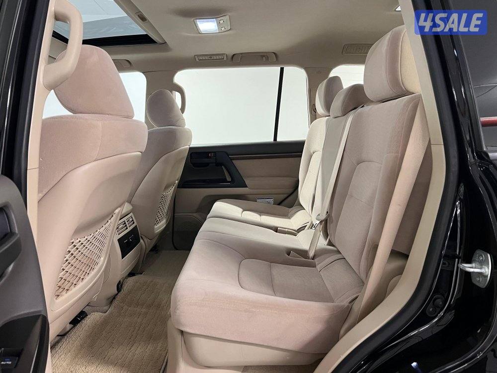 لاند كروزر GXR V610