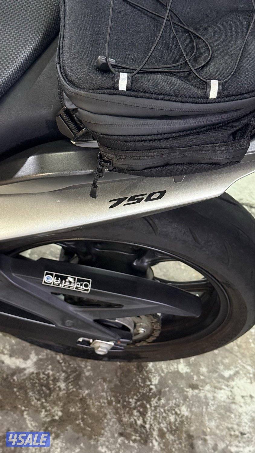 للبيع هوندا انتيقرا 750 cc5