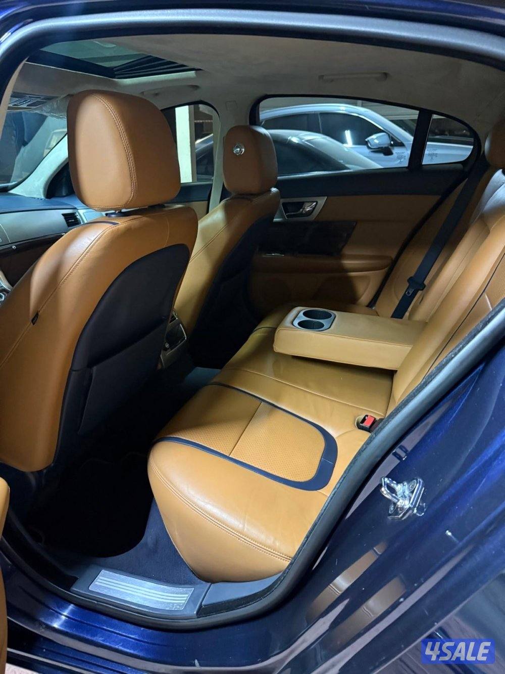 جاكوار XF (بحالة الوكالة)3