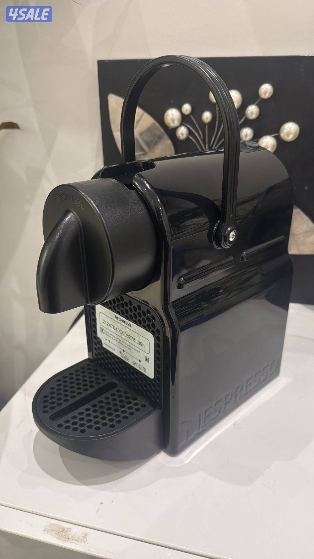 للبيع مكاين نسبرسو  مختلفه ونضيفه9