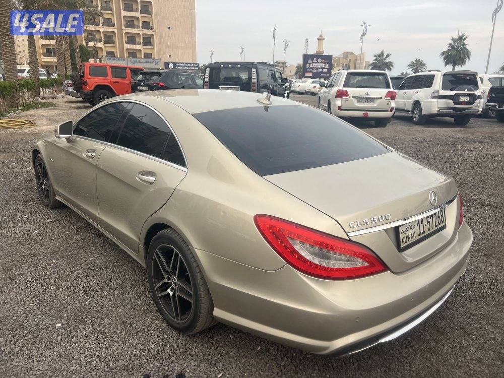مرسيدس CLS500 ذهبي موديل 2012 بحاله ممتازه وفحص جير مكينه شاصي كامله6