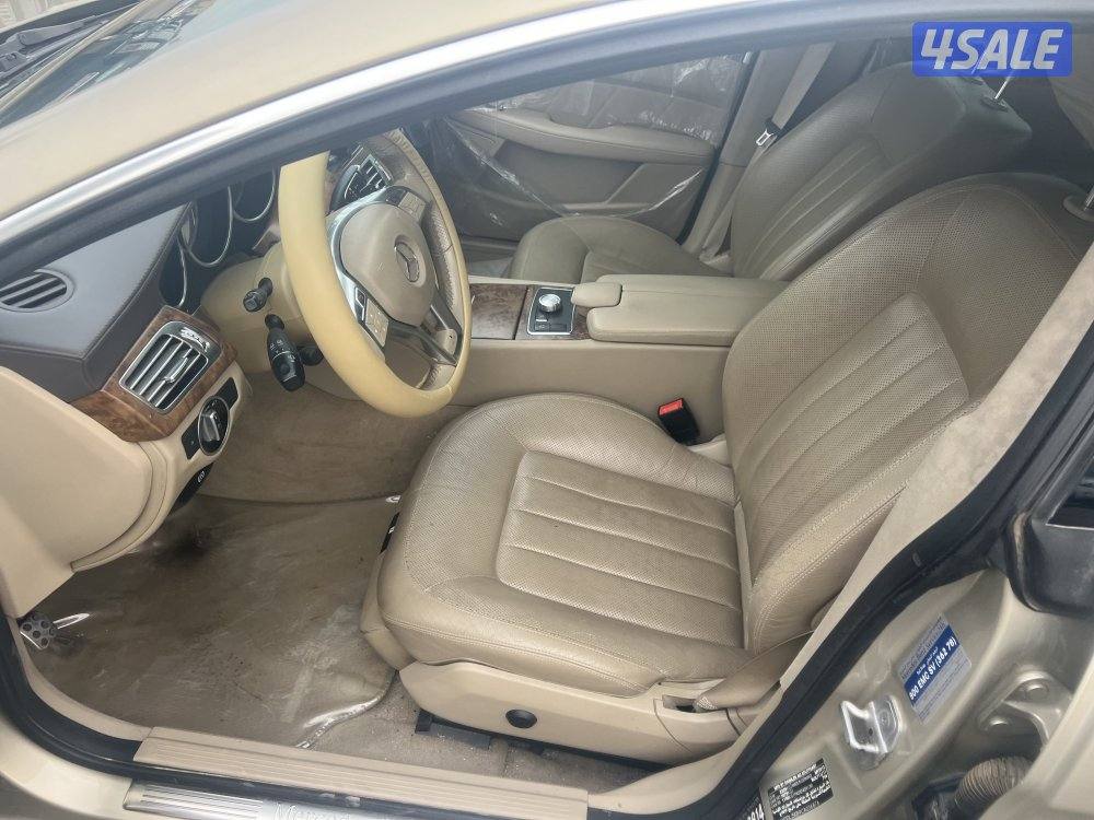 مرسيدس CLS500 ذهبي موديل 2012 بحاله ممتازه وفحص جير مكينه شاصي كامله11