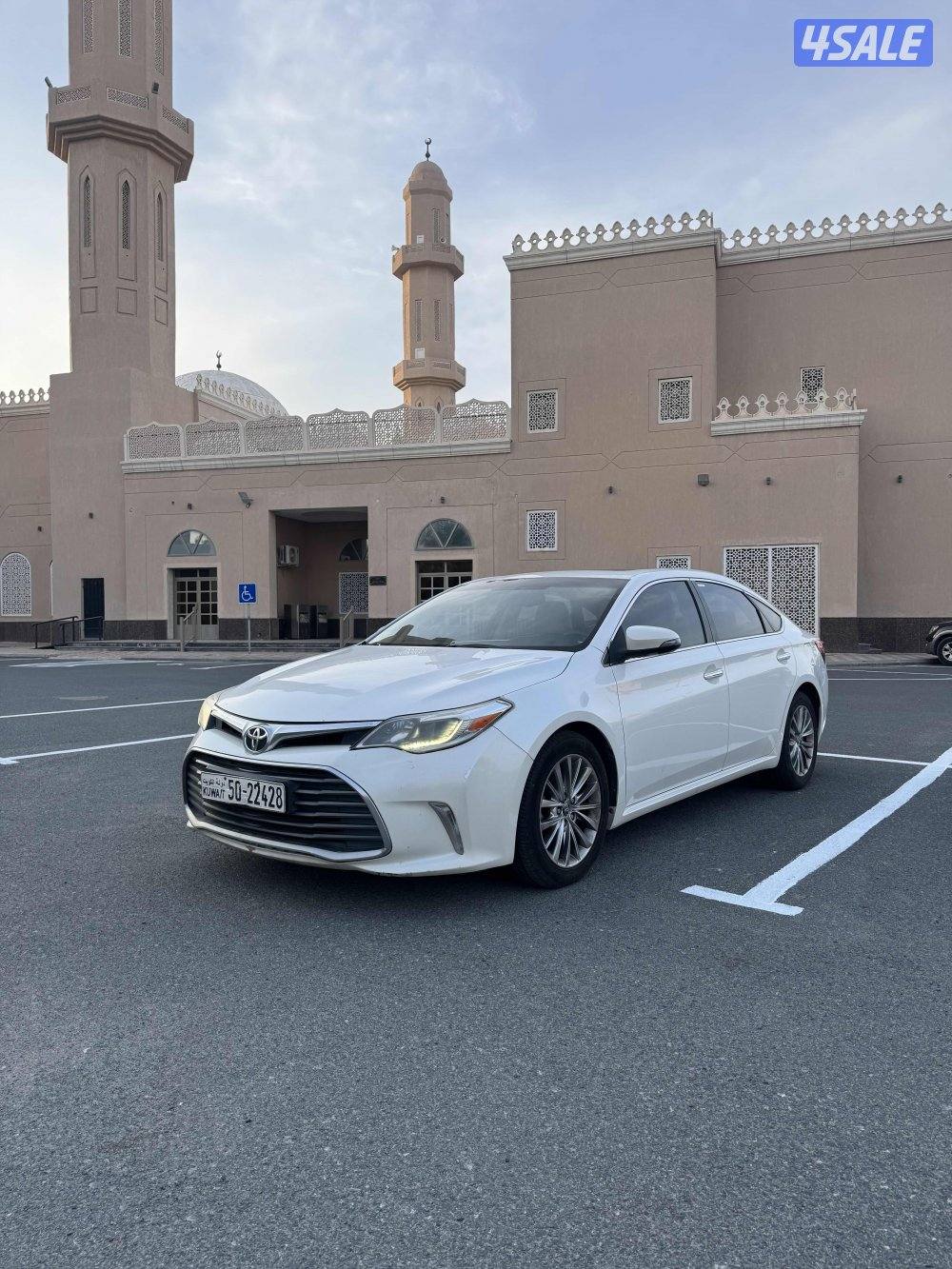 تويوتا افالون0