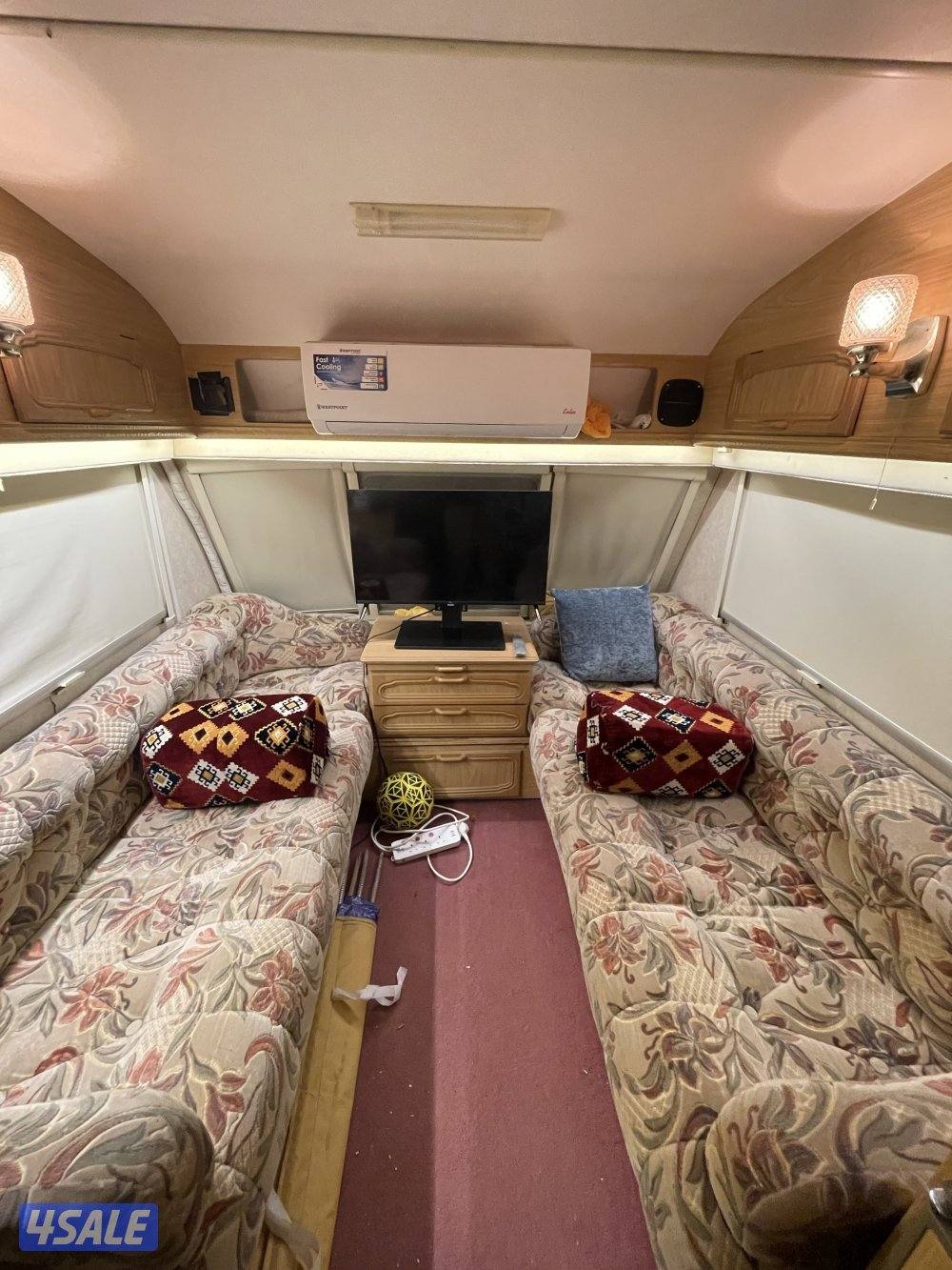 كرفان بريطاني كامل وجاهز12