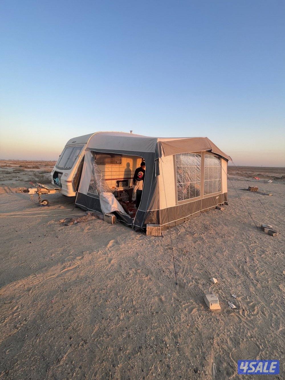 كرفان بريطاني كامل وجاهز15