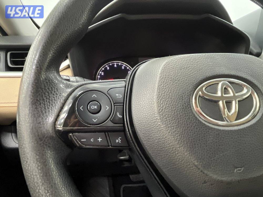 TOYOTA RAV401 4X2 STANDARD OPTION7