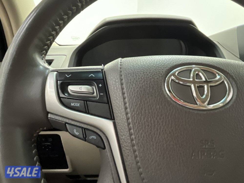 TOYOTA PRADO 6 CYL TXL MID OPTION7