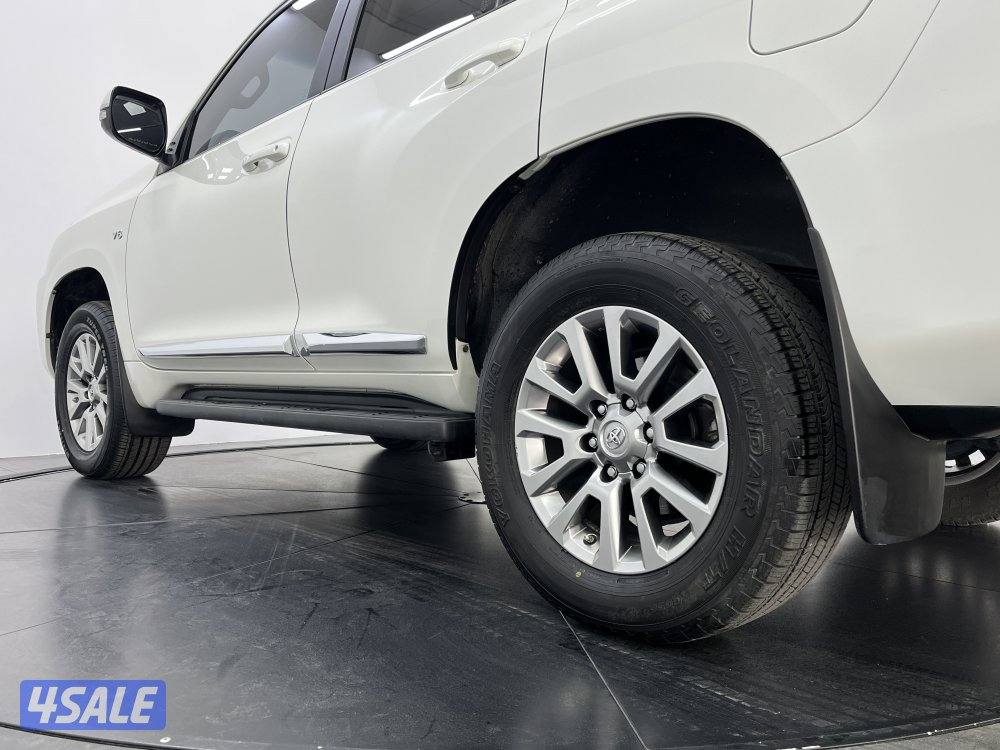 TOYOTA PRADO 6 CYL TXL MID OPTION9