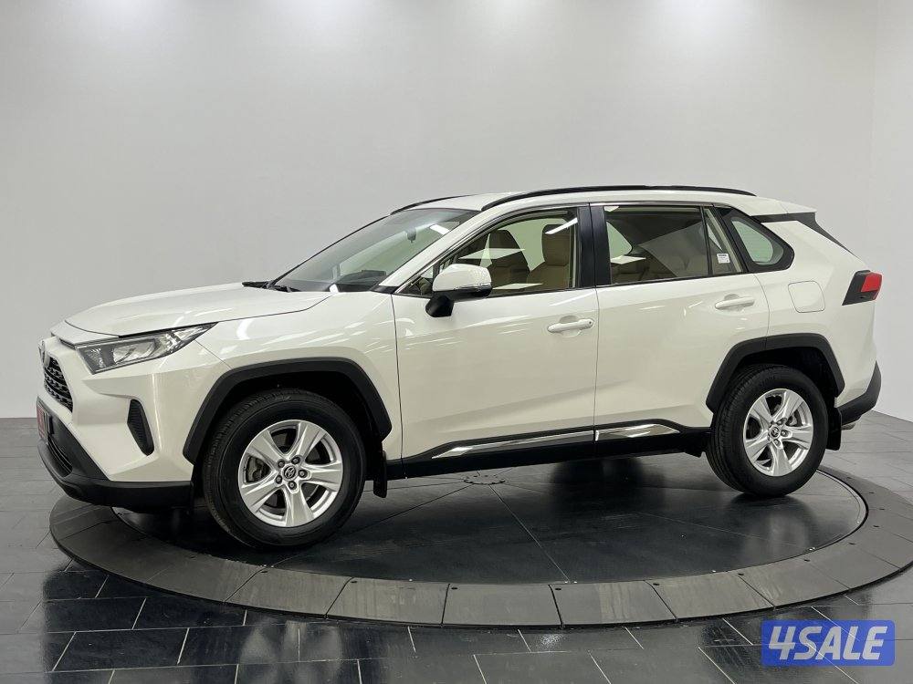 TOYOTA RAV401 4X2 STANDARD OPTION0