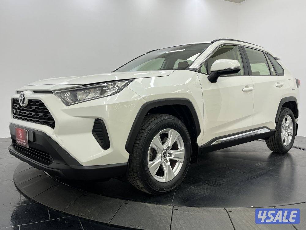 TOYOTA RAV401 4X2 STANDARD OPTION1