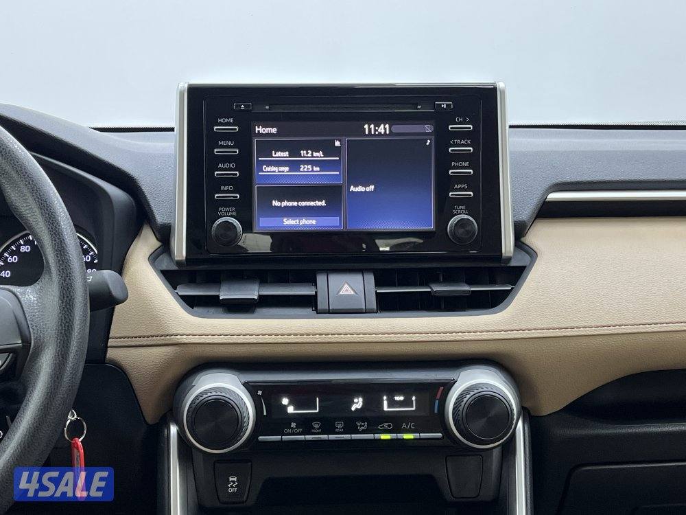 TOYOTA RAV401 4X2 STANDARD OPTION13