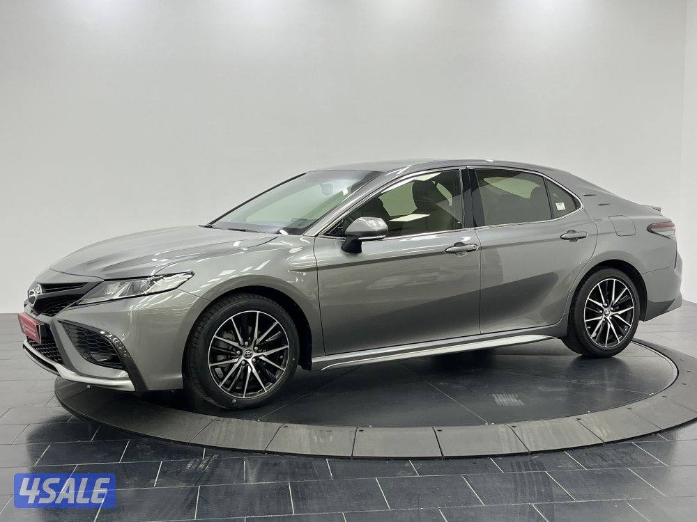 TOYOTA CAMRY SE 4 CYL SPORT0