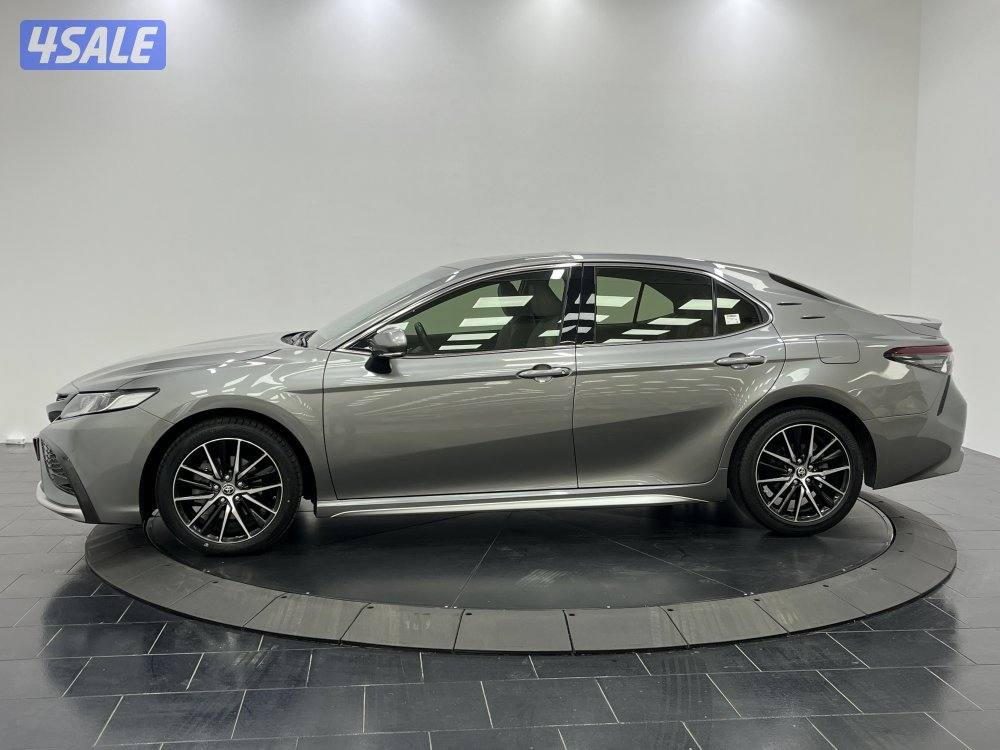 TOYOTA CAMRY SE 4 CYL SPORT2