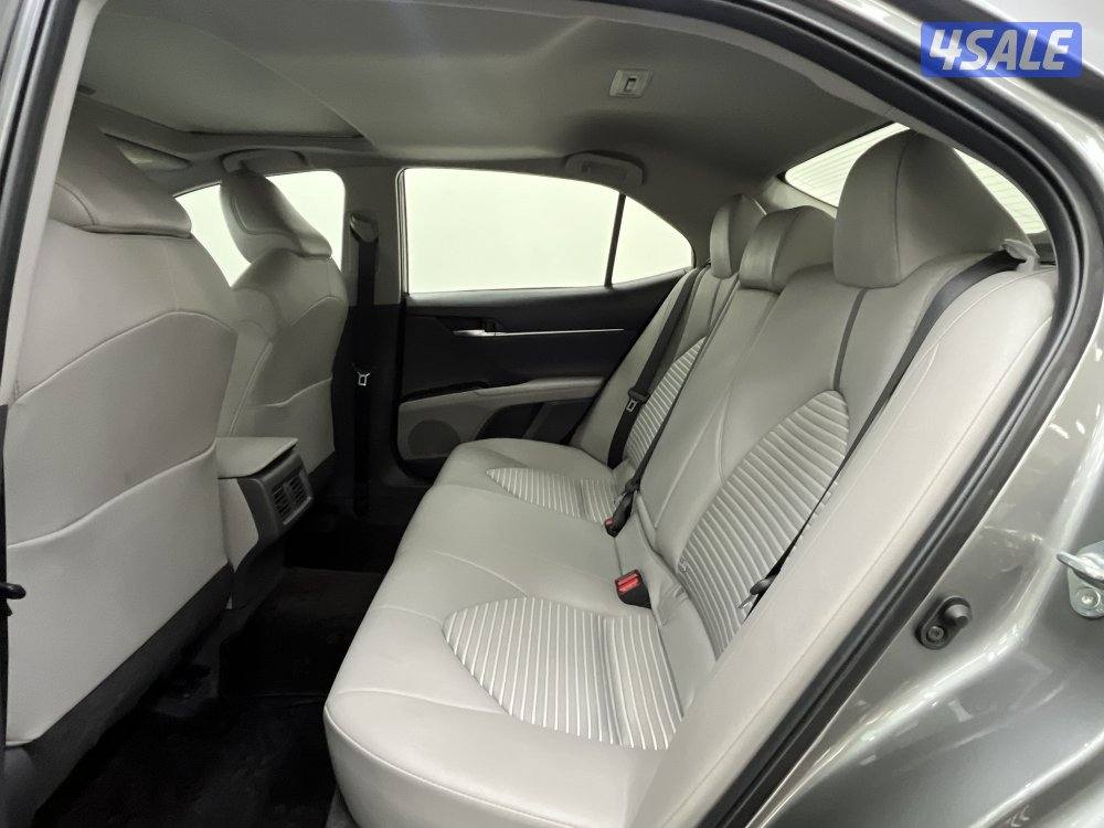 TOYOTA CAMRY SE 4 CYL SPORT3