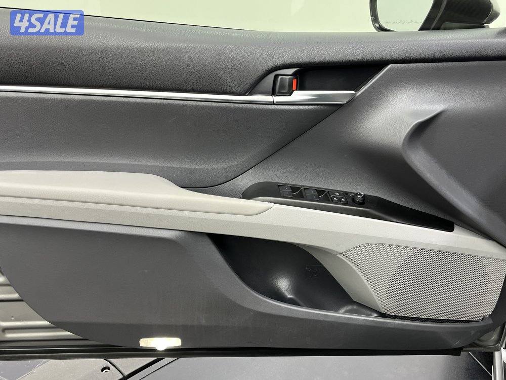 TOYOTA CAMRY SE 4 CYL SPORT10