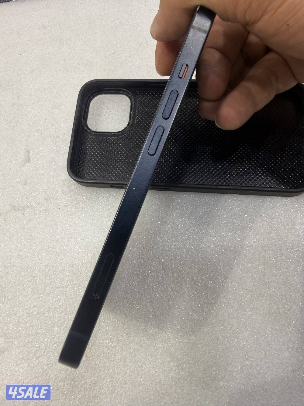 ايفون 13 مساحه 2565