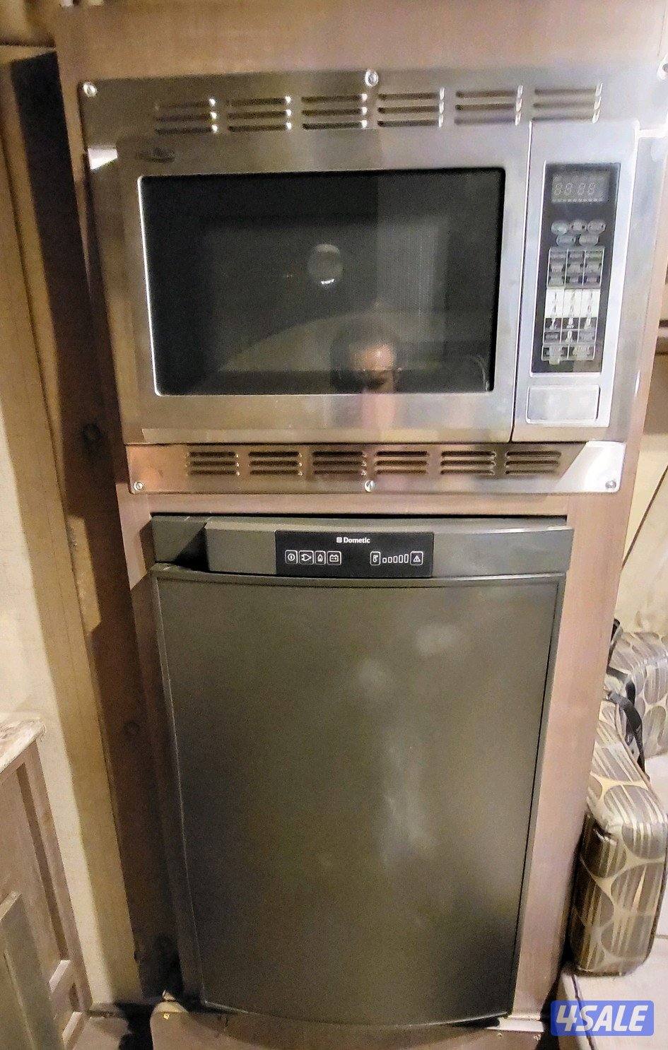 للبيع كرفان امريكي9