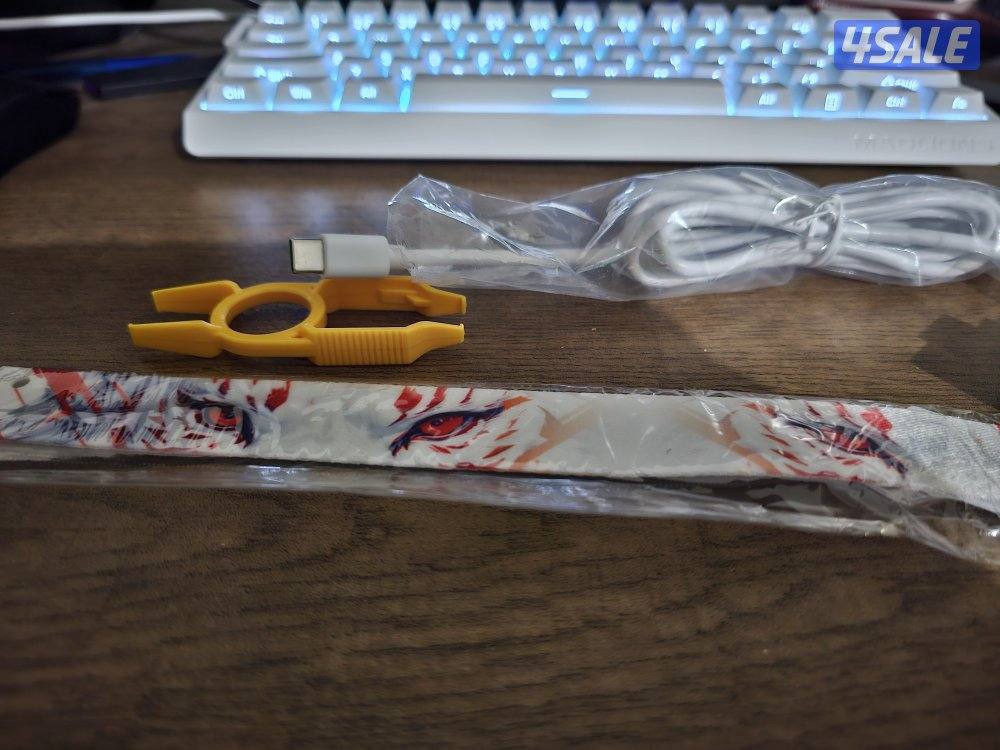 كيبورد mad60 he ابيض مغناطيسي5