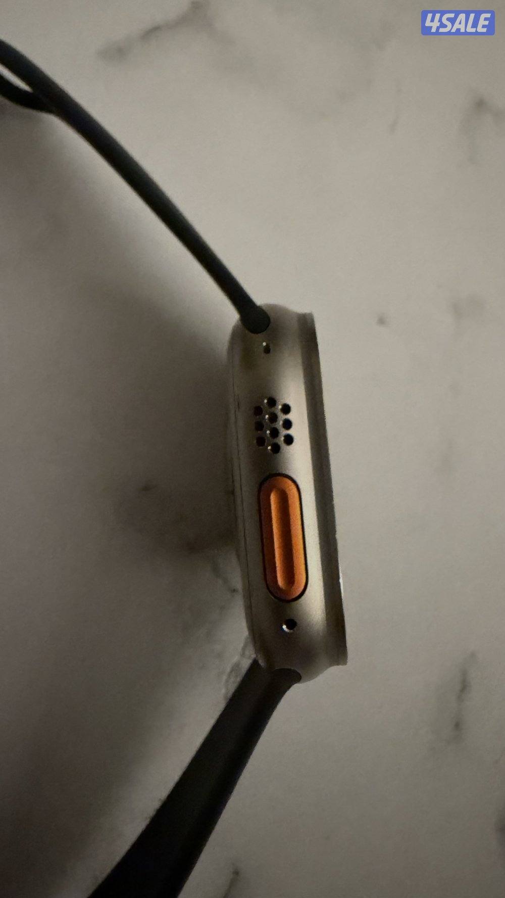 Apple Watch Ultra 11