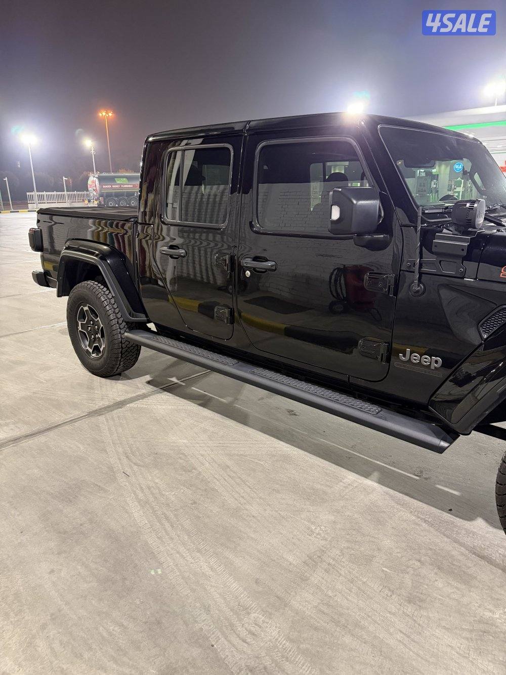 Gladiator Sand-Runner10