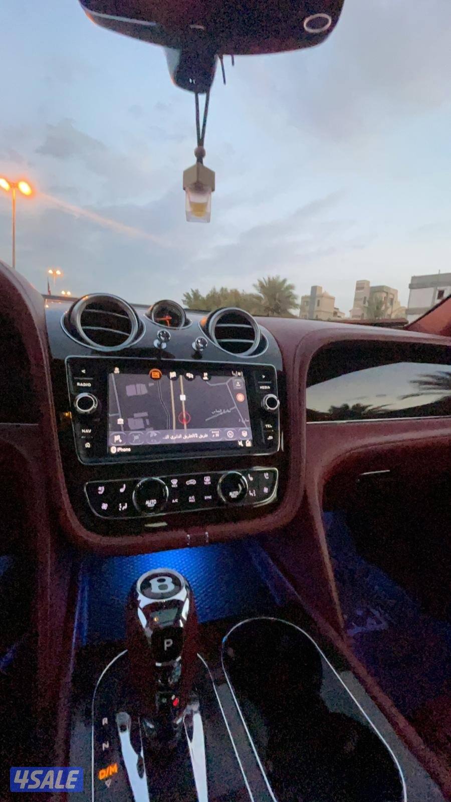للبيع جيب بنتلي2