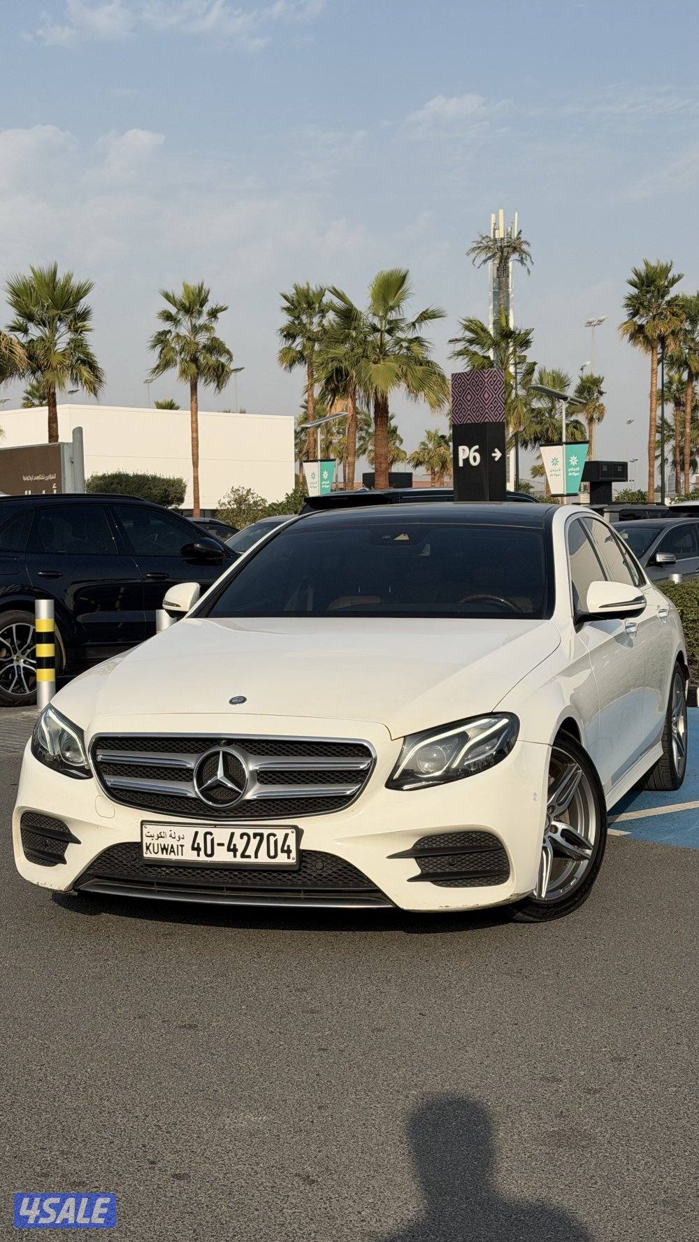 للبيع E200 ممشى 77,000 km0