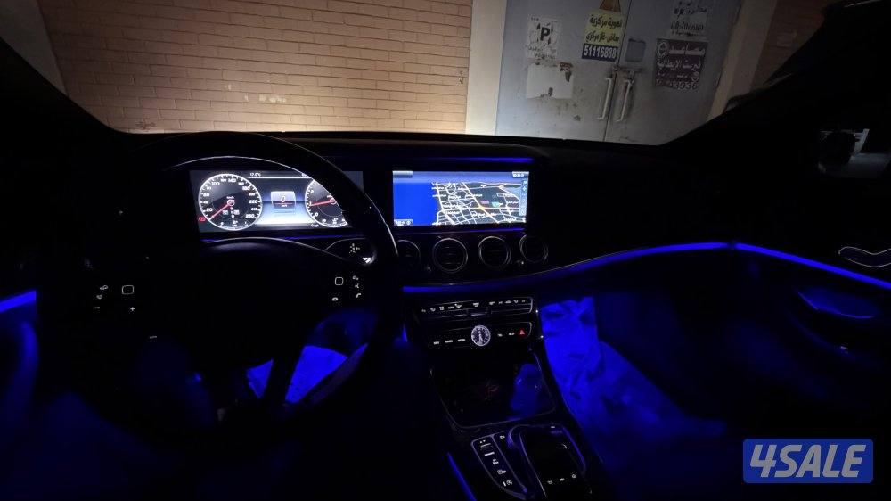 للبيع E200 ممشى 77,000 km11